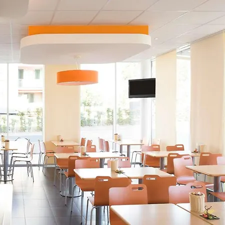 酒店 Ibis Budget Lausanne Bussigny *