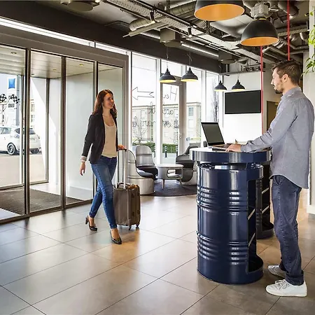 Ibis Budget Lausanne Bussigny 酒店