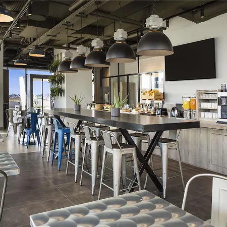 Ibis Budget Lausanne Bussigny 酒店